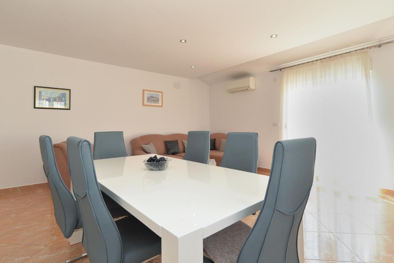 Apartment Patricia 1756 Πούλα Εξωτερικό φωτογραφία